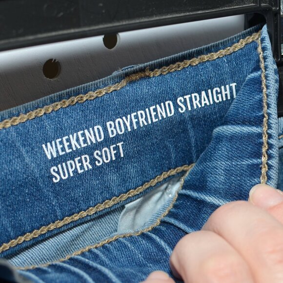 Plus Size Torrid 2S (2X Short) Pull-On Weekend Boyfriend Straight Stretch Jeans - Picture 9 of 14